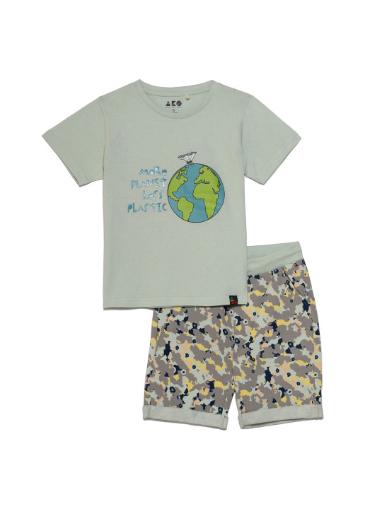 Σετ κοντομάνικο μπλουζάκι με βερμούδα More planet less plastic